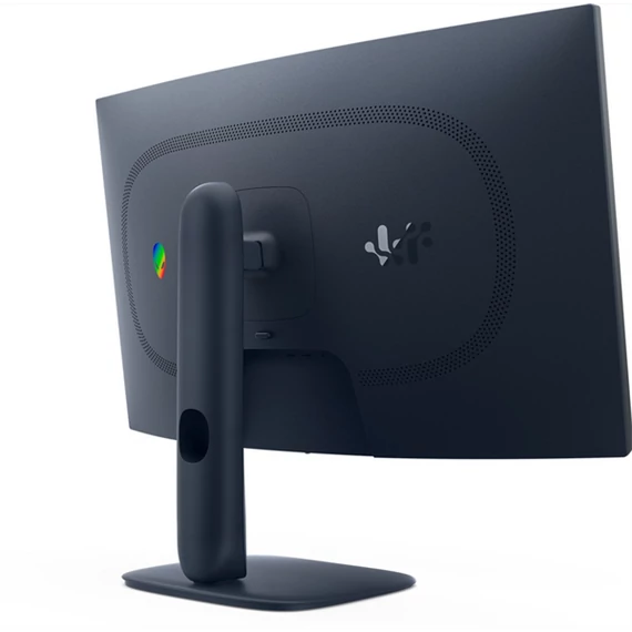 DELL Alienware 32 Ívelt Monitor 31,5