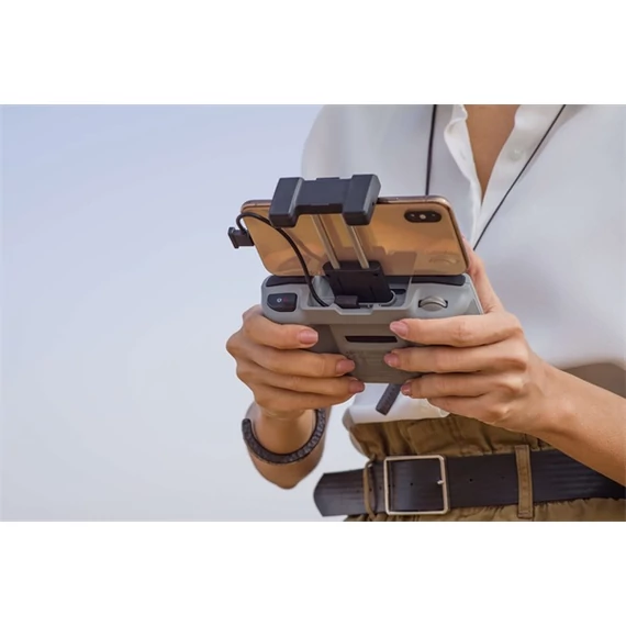 DJI RC-N1 RC Cable (Lightning Connector) Compatible products: Air 2, Mini 2